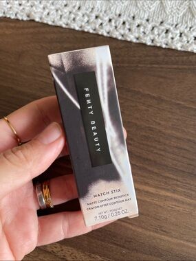 Fenty Beauty Match Stix Matte Contour Skinstick - Neutral Brown/Tan Packaging